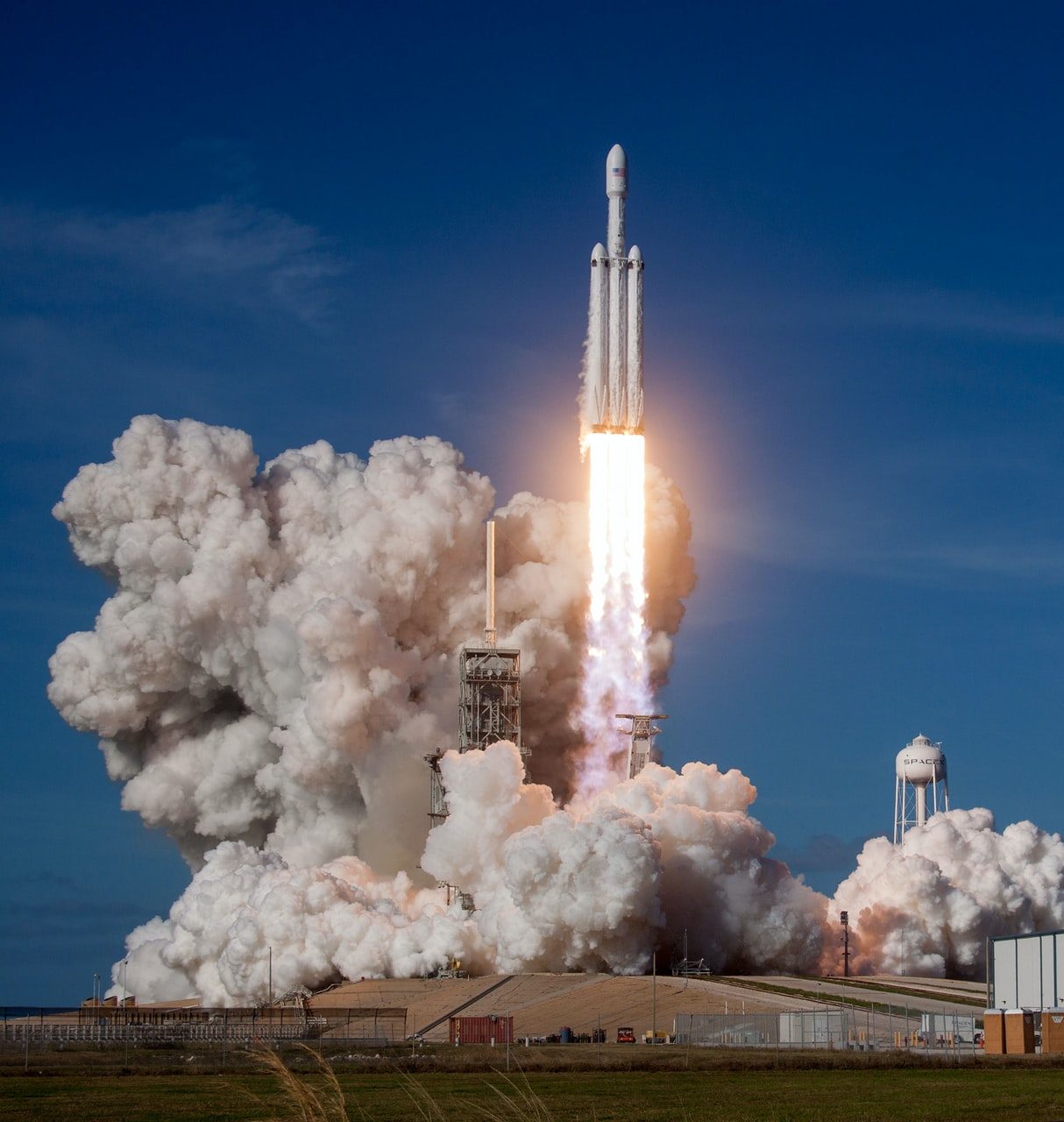 spacex-Ptd-iTdrCJM-unsplash